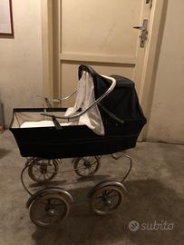 Carrozzina per bambole anni ‘60