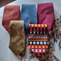 cinque cravatte vintage