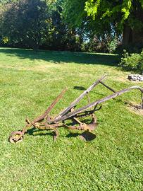 Aratro antiquariato giardino
