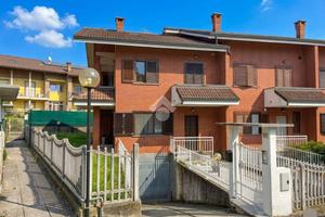 VILLA A SCHIERA A SAN FRANCESCO AL CAMPO