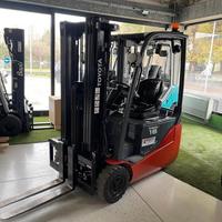 Carrello elevatore toyota 8 fbe 16 t