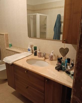 Arredo bagno completo mobili e sanitari