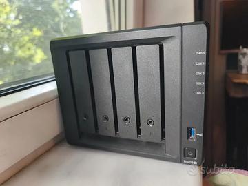 NAS Synology DiskStation DS918+ 4-Bay Server – Con