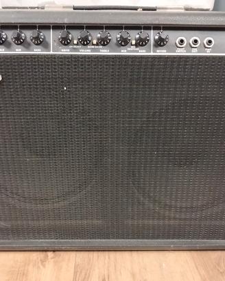 amplificatore Fender fm212r per chitarra