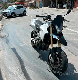 Aprilia Dorsoduro 750