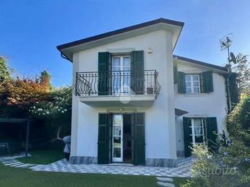 VILLA SINGOLA A COGORNO