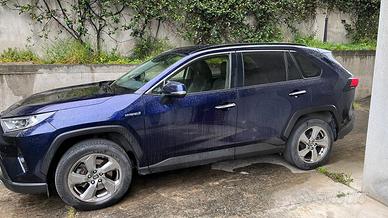 Toyota Rav 4 Hybrid lounge full optional