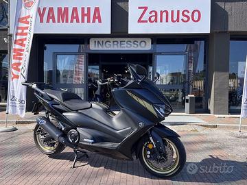 Yamaha T Max 560