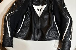 Giacca e pantaloni Dainese