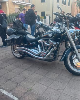Yamaha  XVS 1600 Wild Star