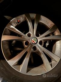 4 cerchi originali Alfa romeo da 16