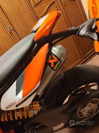 Terminali Akrapovic per Ducati Hipermotard 950