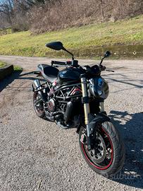 Benelli 752 s