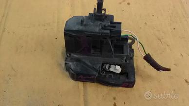 SERRATURA ANTERIORE DESTRA RENAULT Scenic RX4 (00>