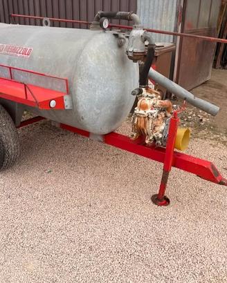 falciatrice barra e carro botte liquame