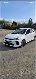 KIA RIO GT LINE 2021