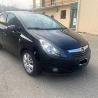 Opel corsa 1.2 “111 opel edition”