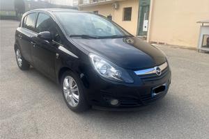 Opel corsa 1.2 “111 opel edition”