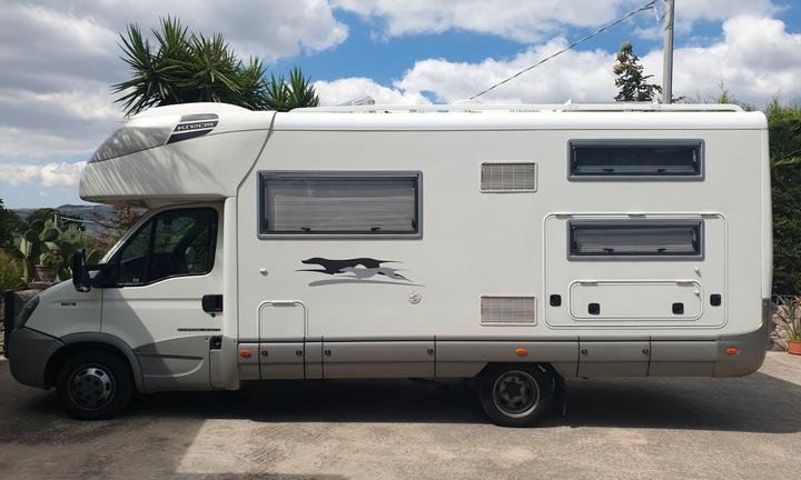 Camper laika kreos 3002