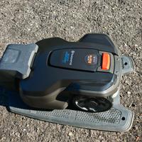 Robot tagliaerba Husqvarna Automower® 305