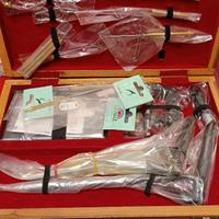 kit morsetto e attrezzi per costruire mosche