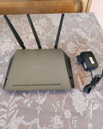 Netgear D7000 Modem Router, con WI-FI 2,4 e 5 Ghz