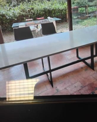 Tavolo di design bianco 249cm-gambe in ferro nero