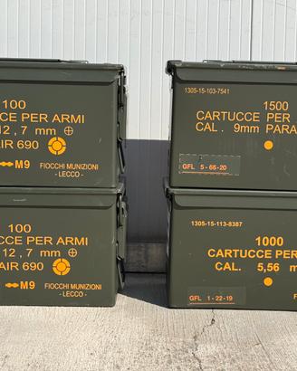 Cassette porta munizioni militari