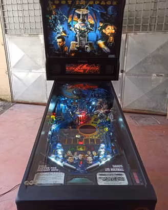Flipper "  LOST IN SPACE "  della Sega