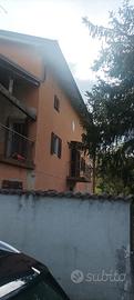Casa indipendente su 3 piani mq.223 mq,