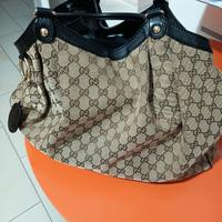 Borsa Gucci con certificati e corredo