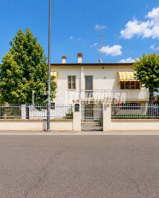 Casa indipendente libera su 4 lati