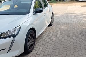 auto Peugeot 