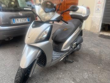 Kymco People Gti 300