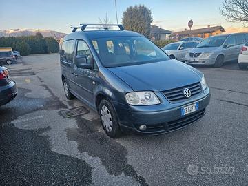 Volkswagen Caddy Maxi 2.0 Ecofuel 4p. Kombi