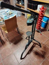 Attrezzo tappa bottiglie per tappi in sughero