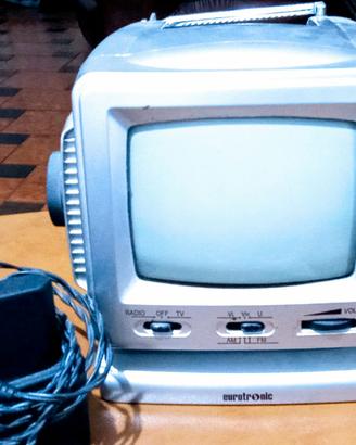 Piccolo Radio/Televisore Vntage anni 80
