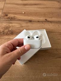 Apple AirPods 2