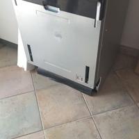 Lavastoviglie Samsung DW60A8060IB - Danneggiata