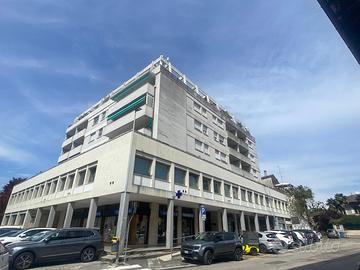 Ufficio a Spilimbergo centro , 70 mq , 4 vani