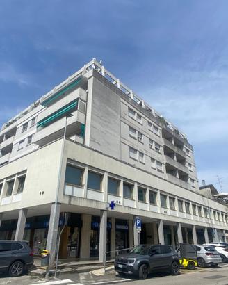 Ufficio a Spilimbergo centro , 70 mq , 4 vani
