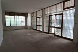 Privato vende immobile commerciale