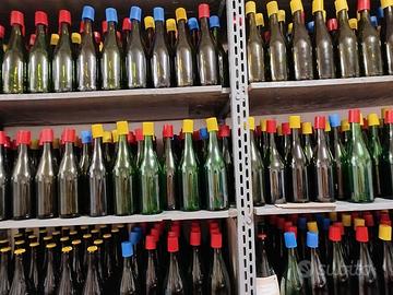 300 bottiglie in vetro per vino