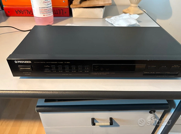 Radio Pioneer F-551