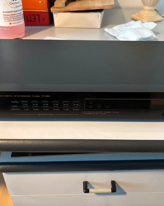 Radio Pioneer F-551