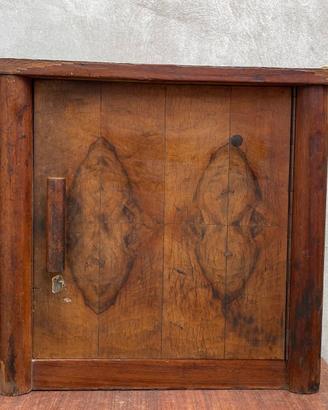 Armadietto in legno vintage anni '30
