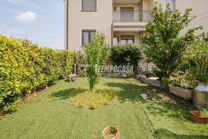 TRILOCALE CON GIARDINO