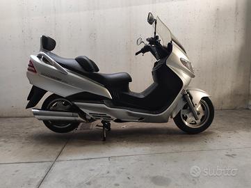 Suzuki Burgman 400 - 2001