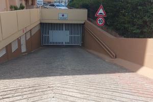 Garage 15 mq Via Biasi