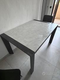Tavolo allungabile